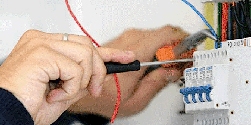 Tecr�beli Ustalar�m�zla Ar�zalar�n�z� Giderelim