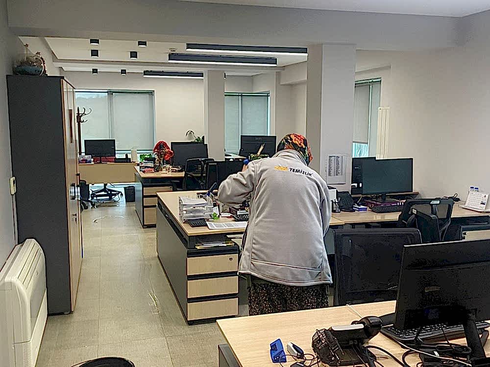 Ofis Temizliği - Galeri